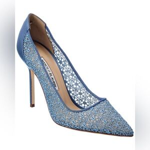 Manolo Blahnik BBLA 105 Lace Dentelle and Satin Pump in Blue, Size EU 39.5